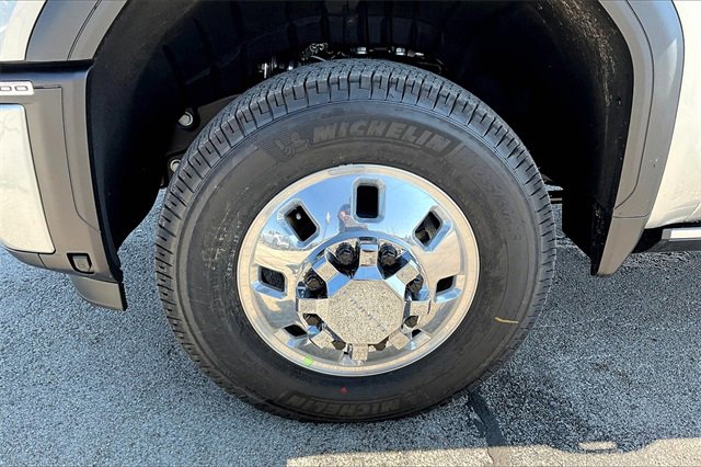 New 2026 GMC Sierra 3500 Denali Ultimate image 12