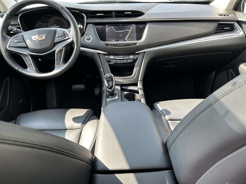 Used 2018 Cadillac XT5 Premium Luxury FWD image 14
