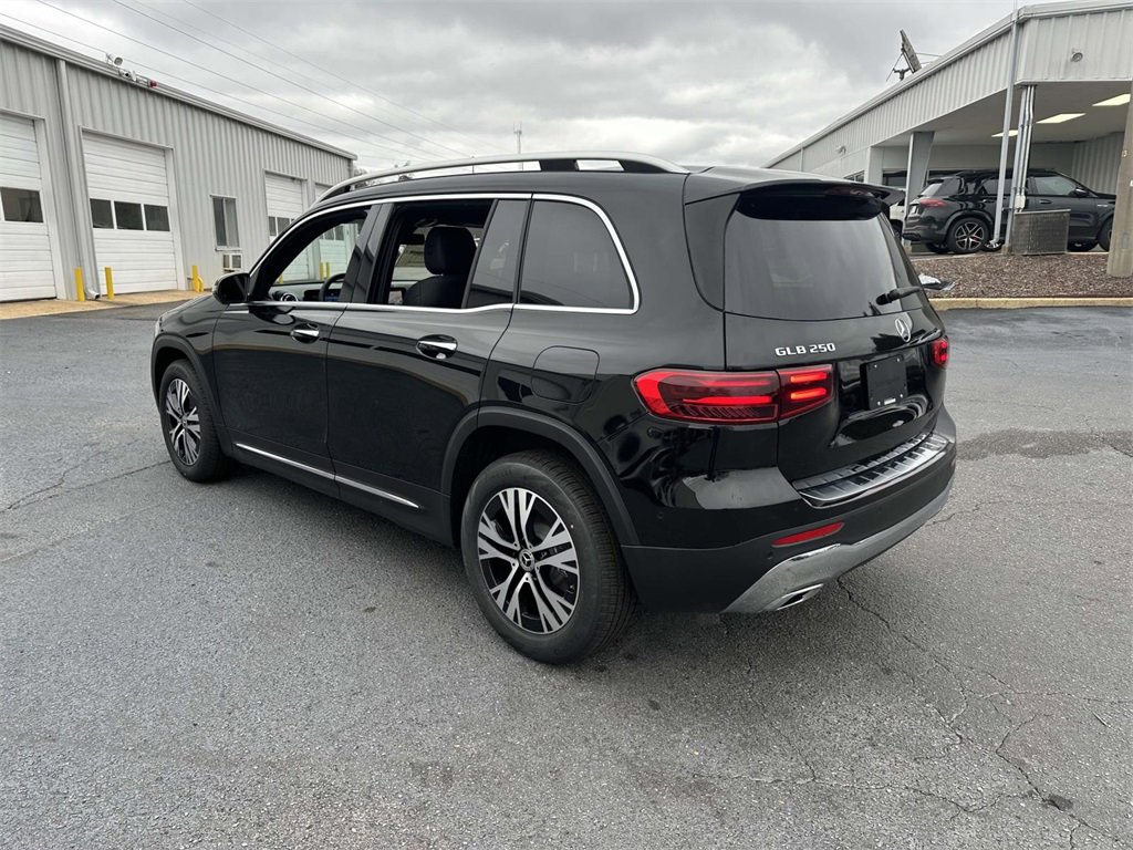 Certified 2025 Mercedes-Benz GLE 450 4MATIC image 5