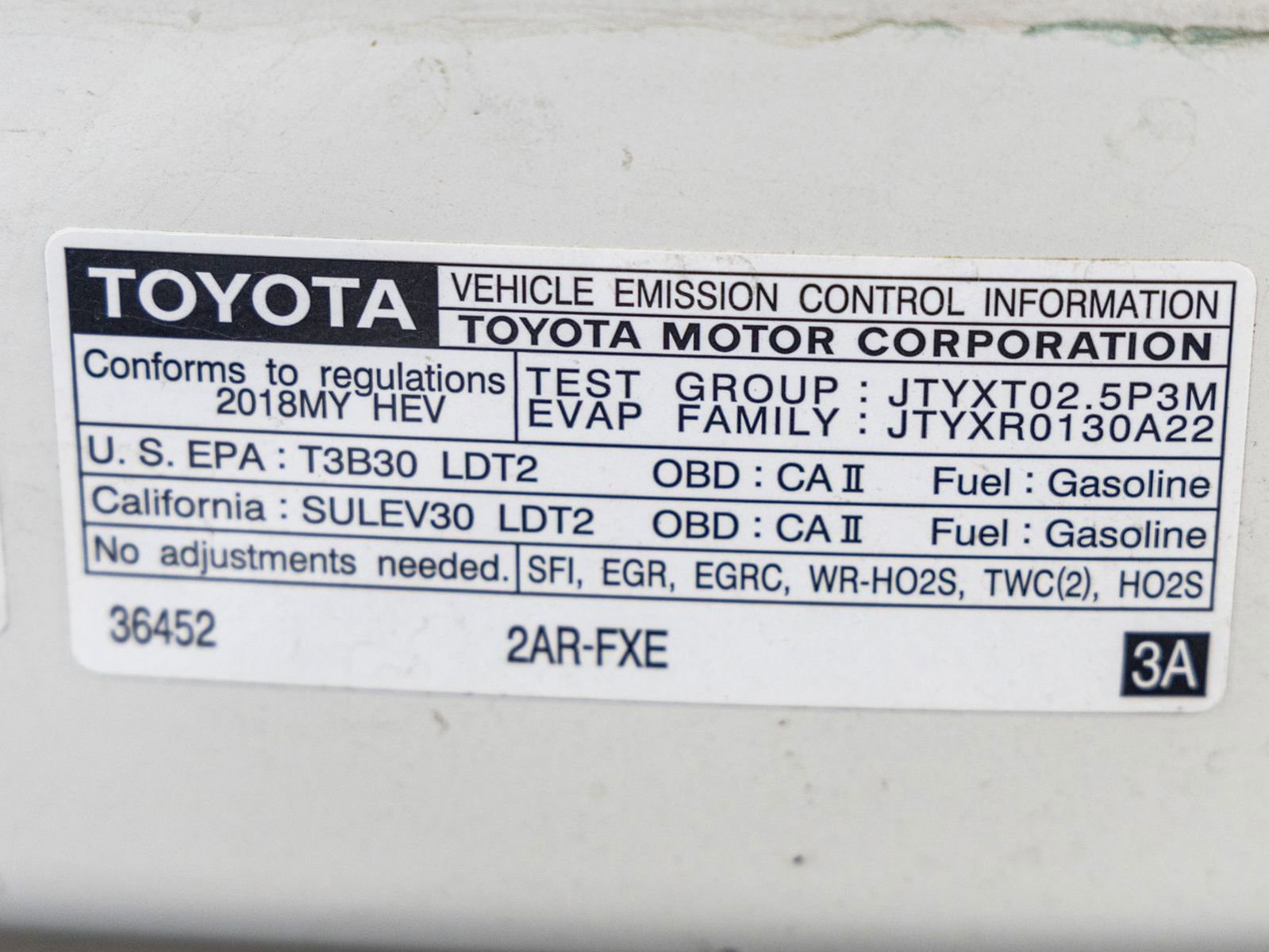 Used 2018 Toyota RAV4 Limited w/ Advanced Technology Package image 32