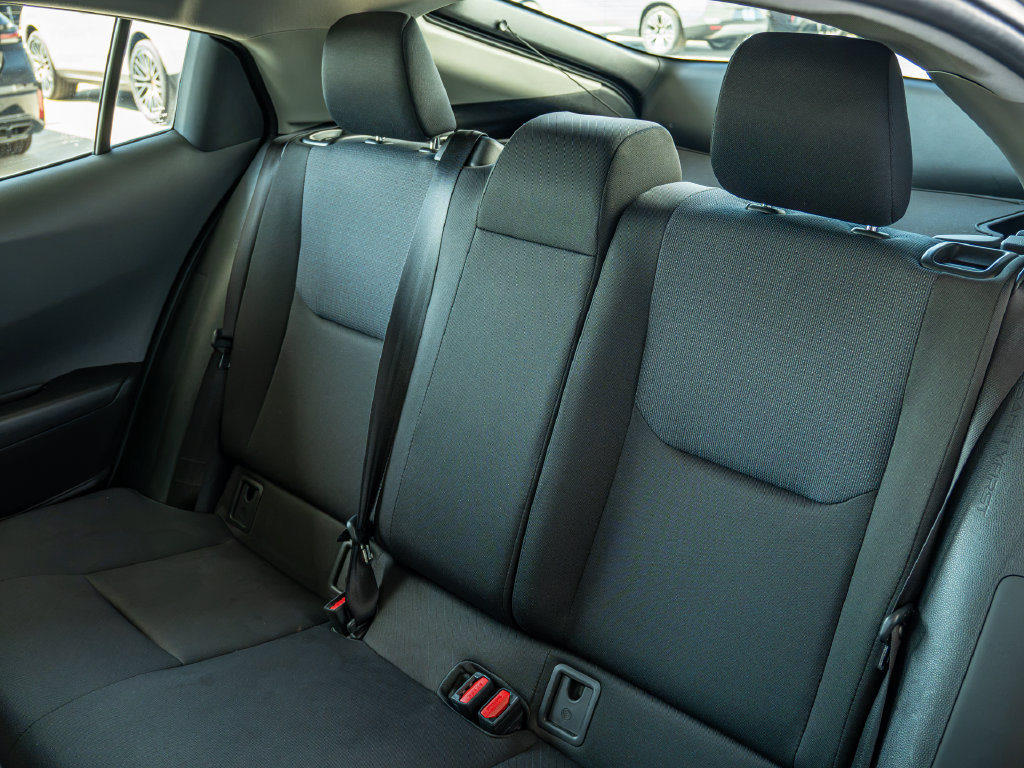 Used 2025 Toyota Prius LE AWD/4WD image 11