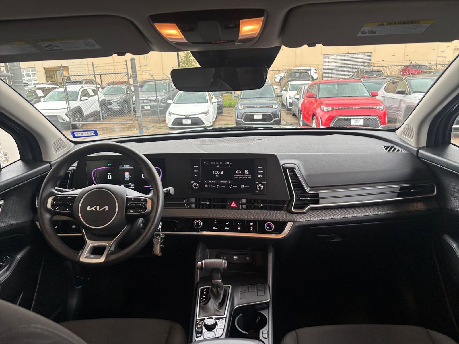 Used 2025 Kia Sportage LX image 33