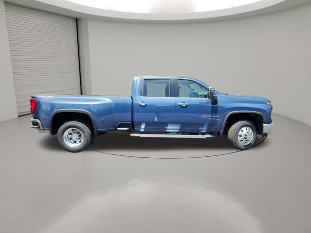 New 2026 Chevrolet Silverado 3500 LTZ w/ LTZ Plus Package AWD/4WD image 8