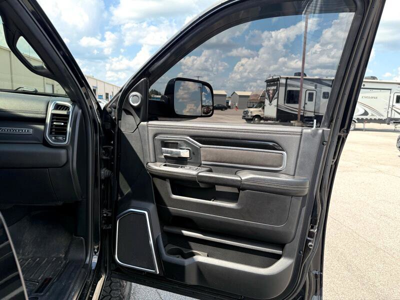 Used 2020 RAM 2500 Laramie image 24