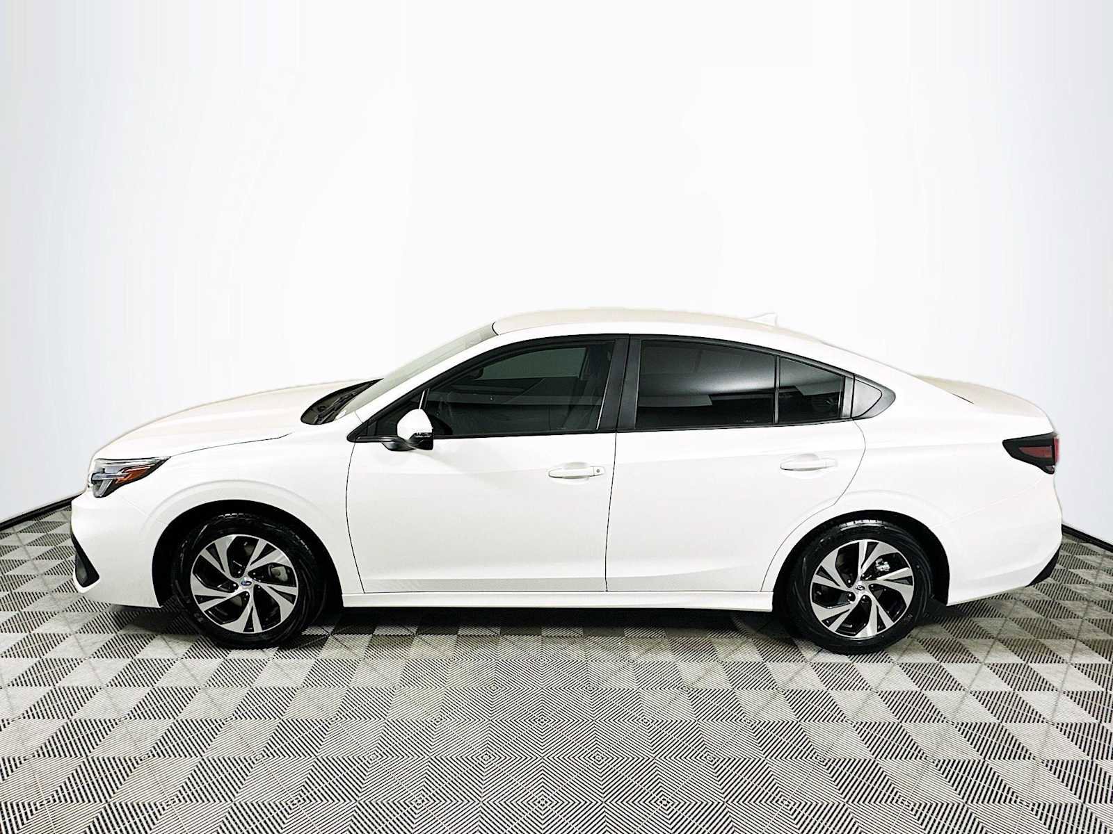 Certified 2025 Subaru Legacy Premium w/ Popular Package #1A image 4