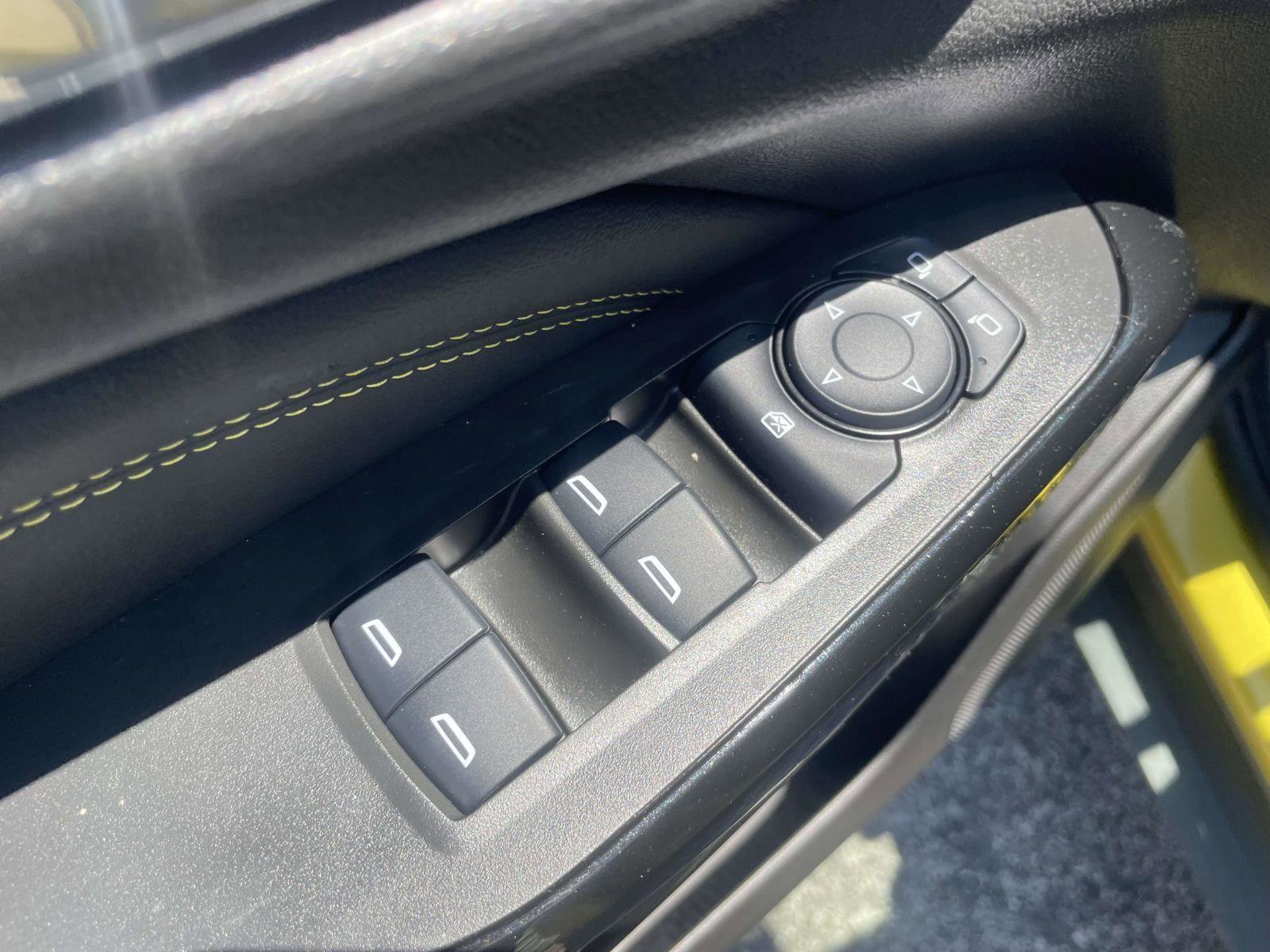 Used 2025 Chevrolet Trax ACTIV w/ Driver Confidence Package image 16