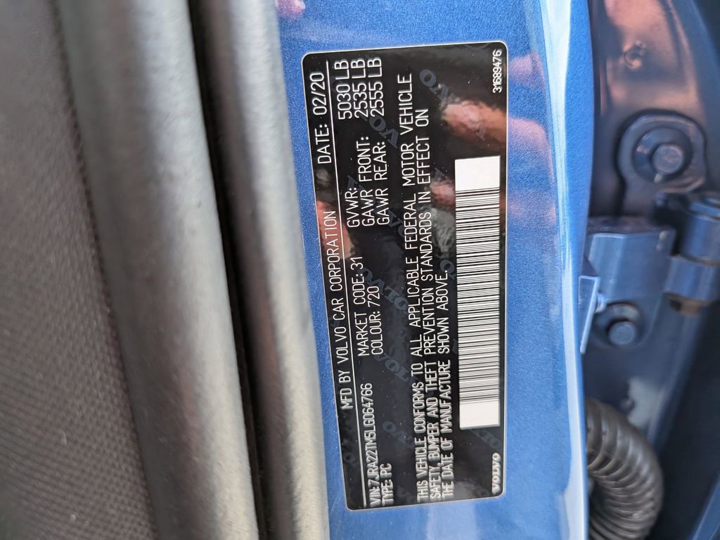 Used 2020 Volvo S60 T6 R-Design image 33