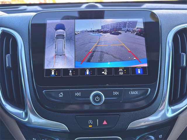 Used 2024 Chevrolet Equinox Premier image 15