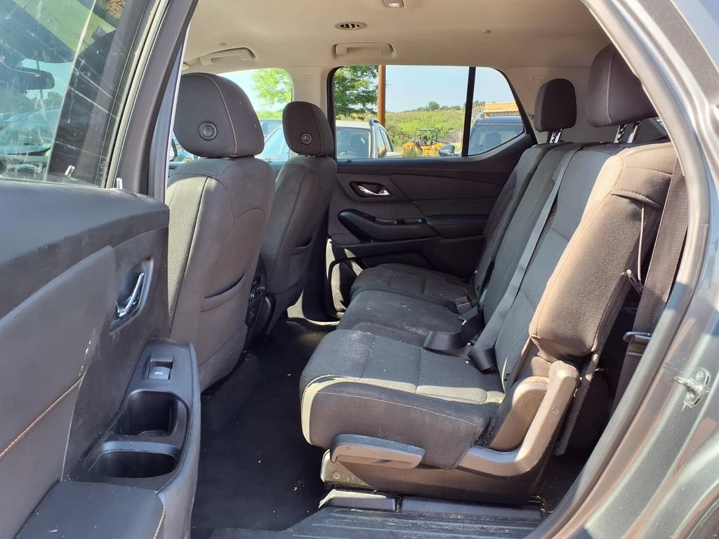 Used 2019 Chevrolet Traverse LS FWD image 8