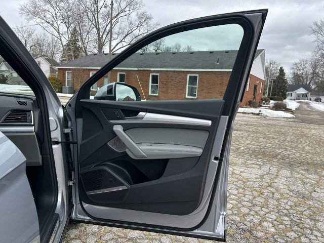 Certified 2024 Audi Q5 2.0T Premium Plus w/ Premium Plus Package image 31