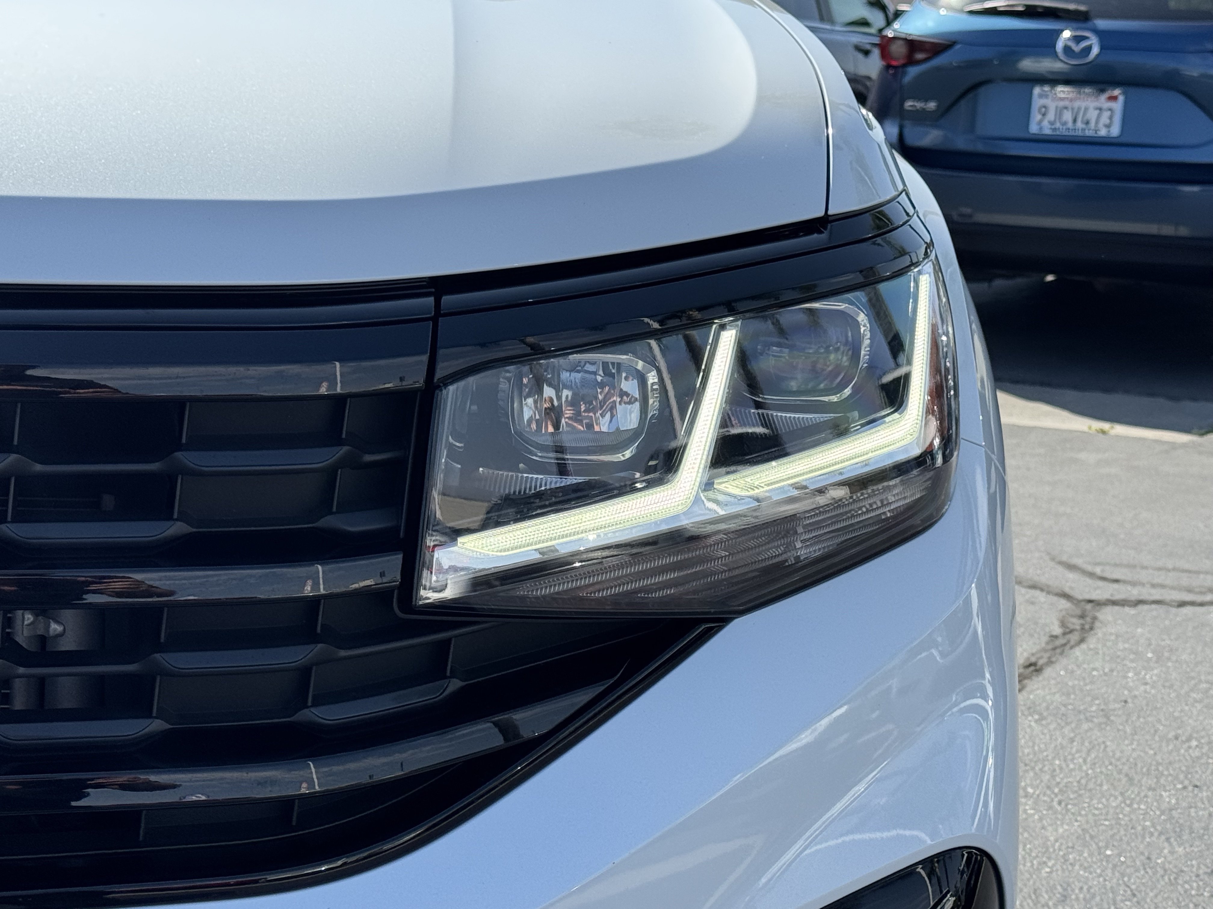 Certified 2023 Volkswagen Atlas Cross Sport SEL R-Line AWD/4WD image 7