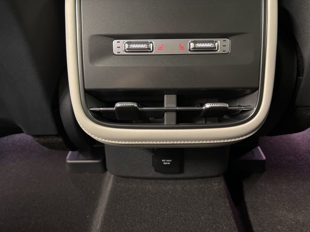 Used 2026 Lincoln Nautilus Premier w/ Equipment Group 102A image 36