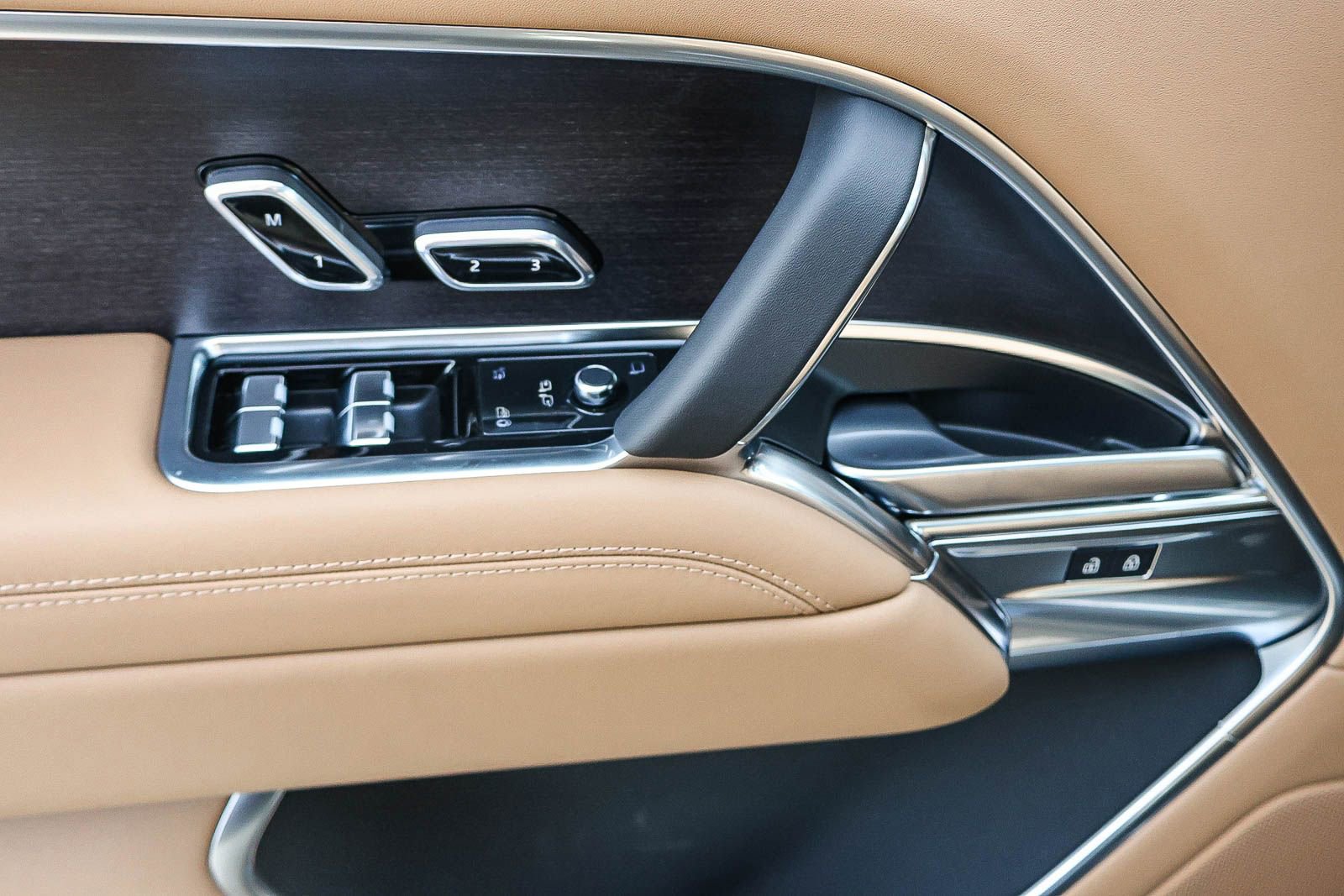 New 2026 Land Rover Range Rover SE image 33