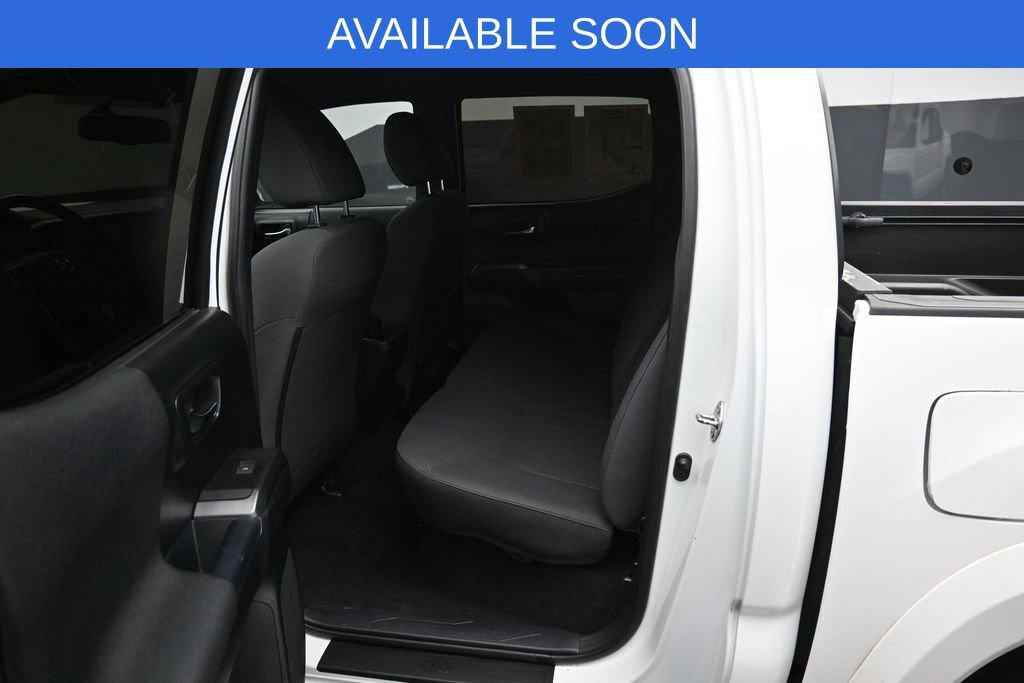 Used 2017 Toyota Tacoma TRD Sport w/ Tow Package (A/T) AWD/4WD image 26