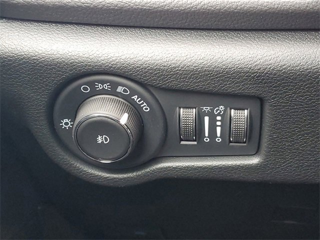 New 2026 Chrysler Pacifica Select image 19