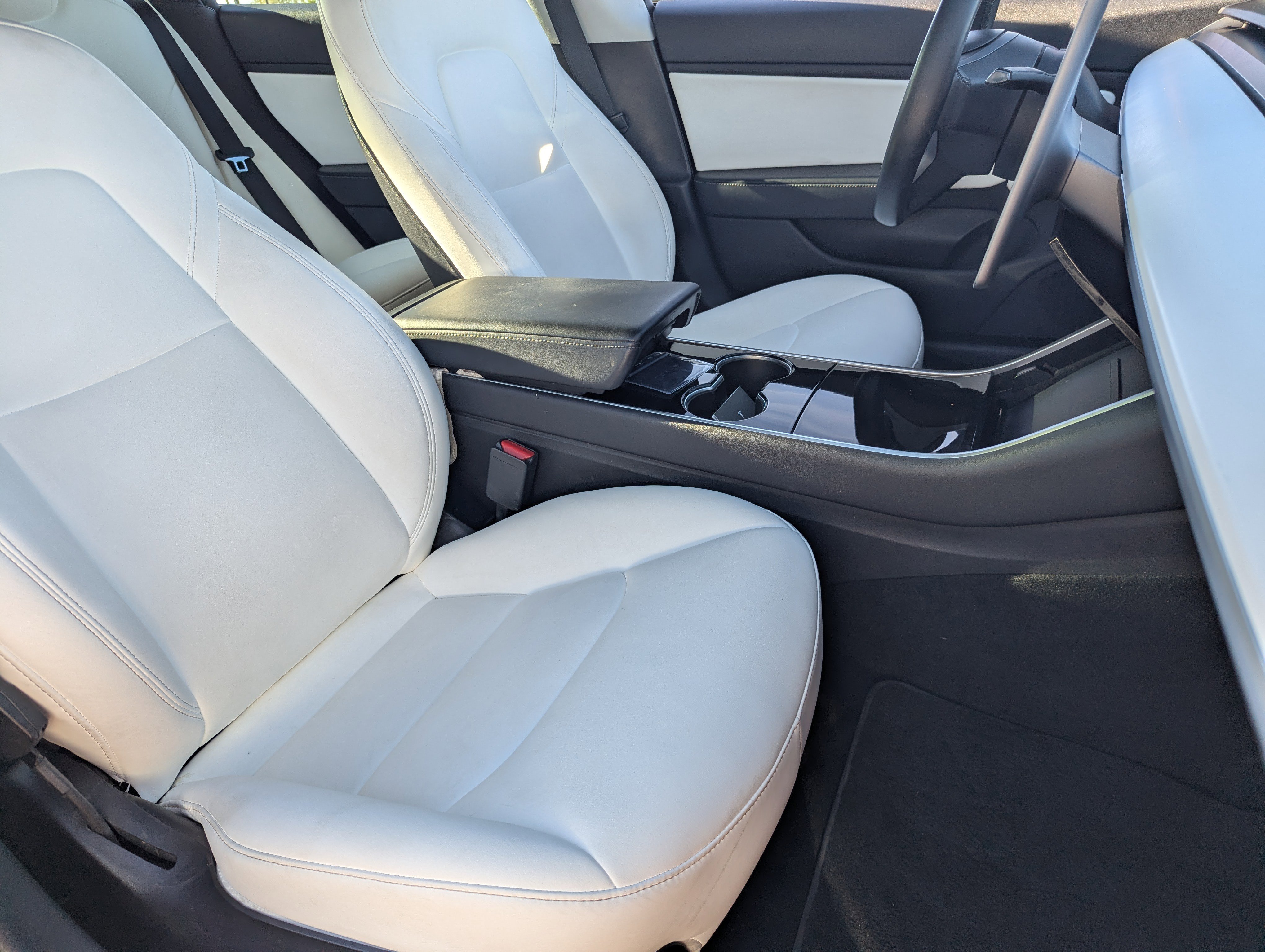 Used 2018 Tesla Model 3 Long Range image 8