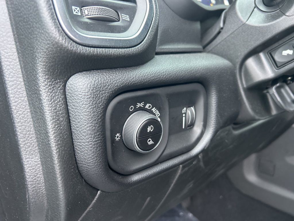 New 2026 RAM 3500 Big Horn AWD/4WD image 16