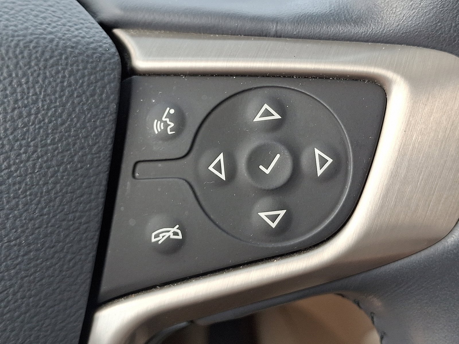 Used 2021 GMC Acadia Denali FWD image 22