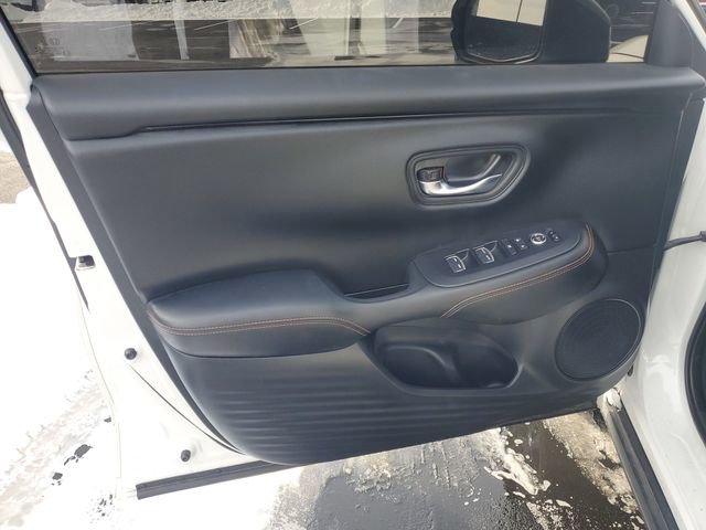 Used 2024 Honda HR-V Sport image 36