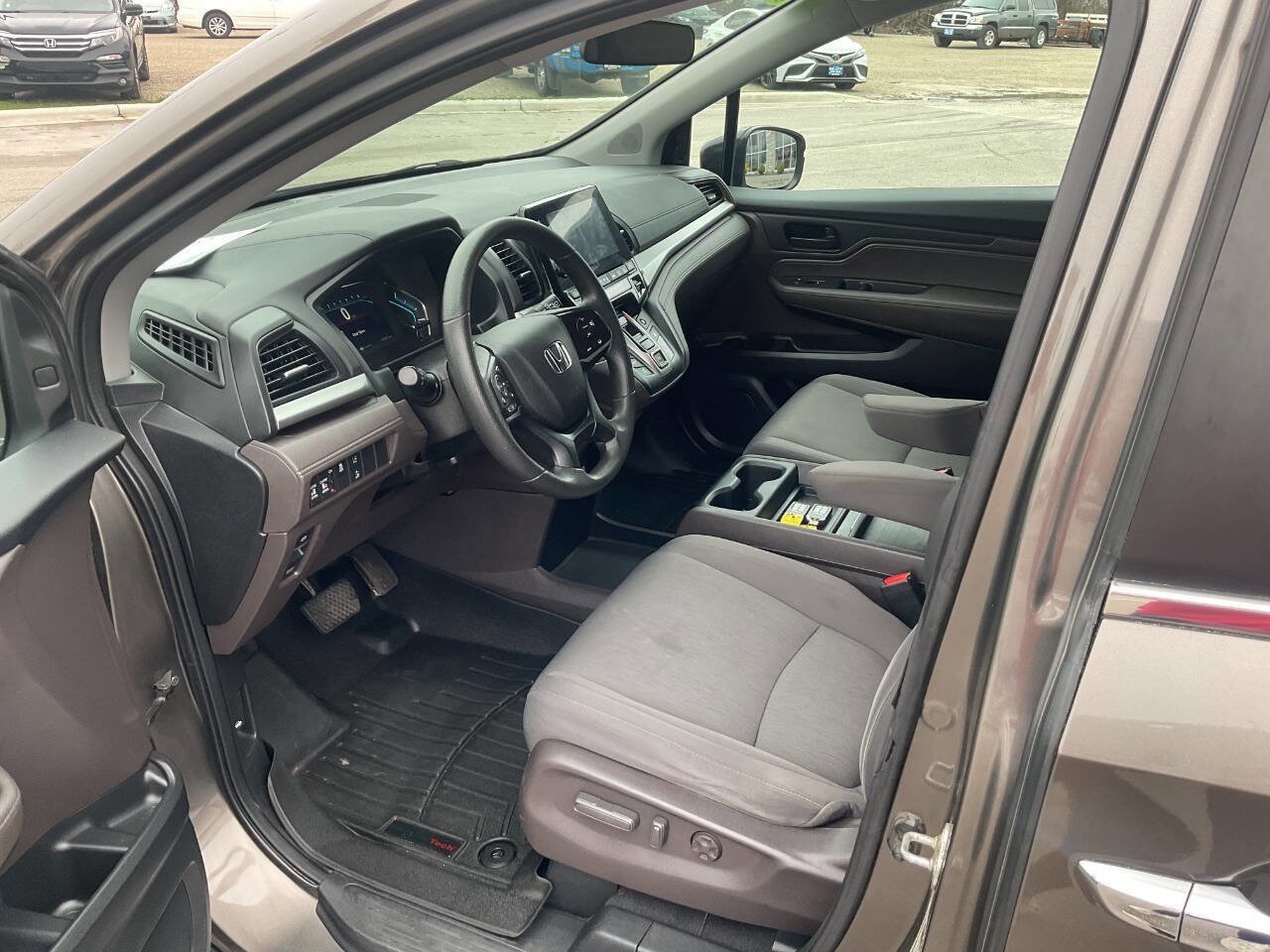 Used 2018 Honda Odyssey EX image 14
