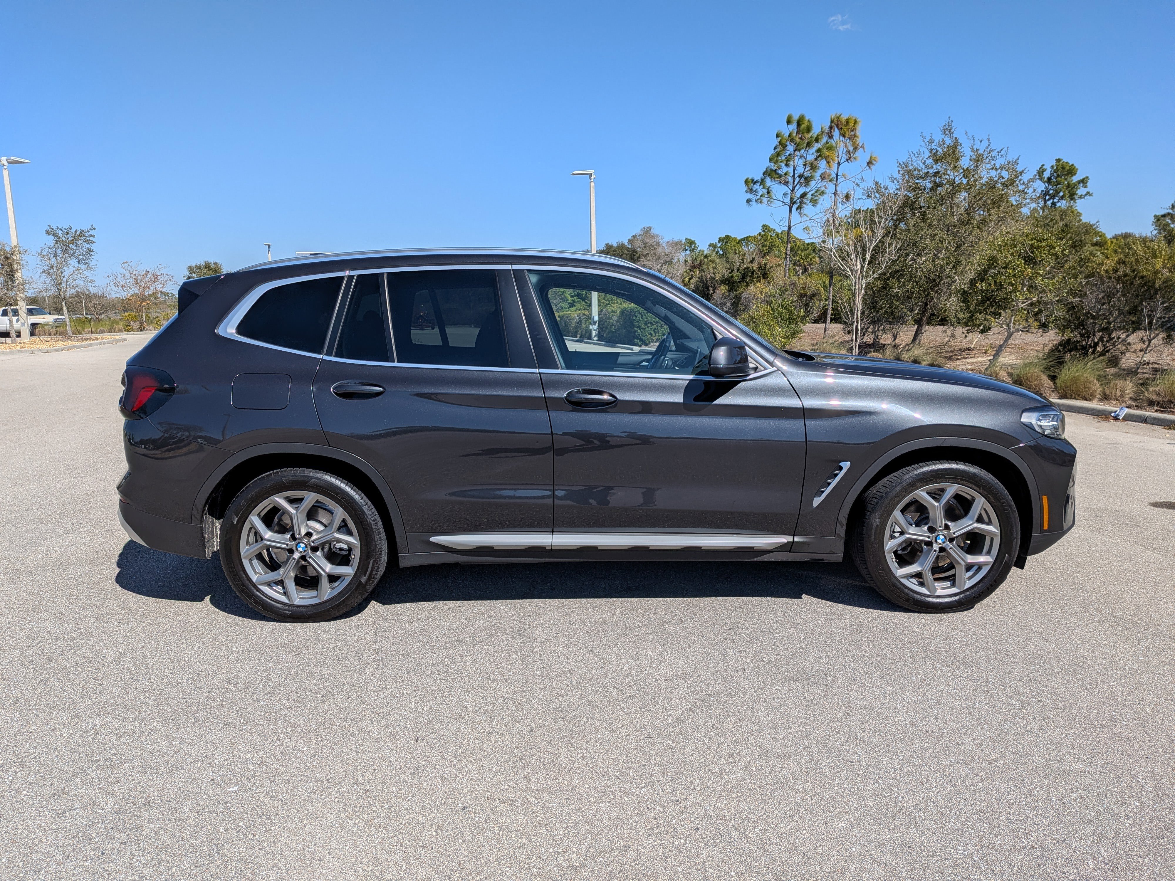 Used 2024 BMW X3 sDrive30i image 4