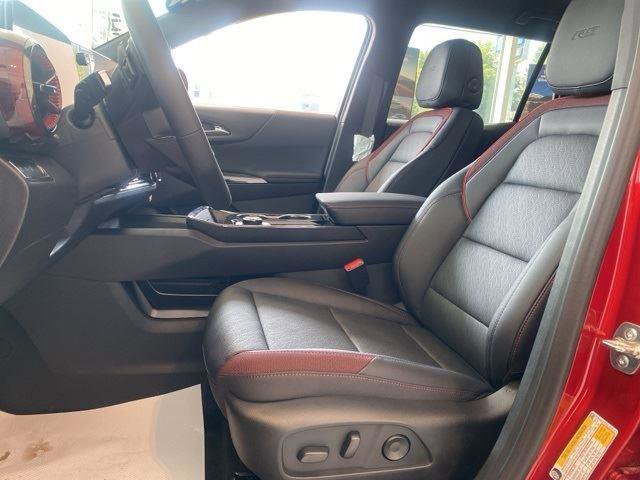 New 2025 Chevrolet Equinox RS w/ Safety and Technology Package image 8