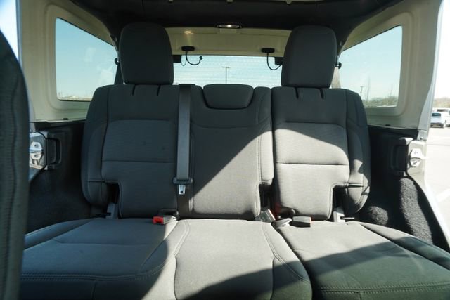 Used 2020 Jeep Wrangler Unlimited Sport S image 33