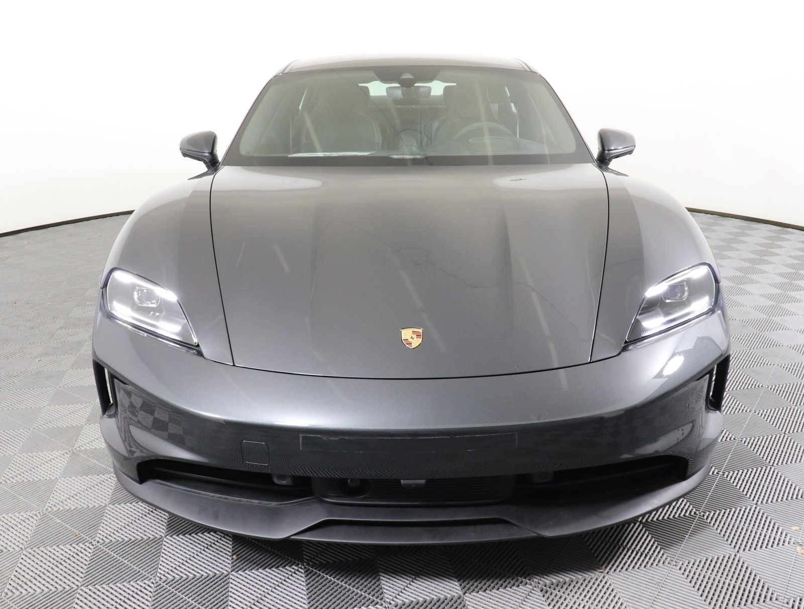 Used 2025 Porsche Taycan 4S image 13