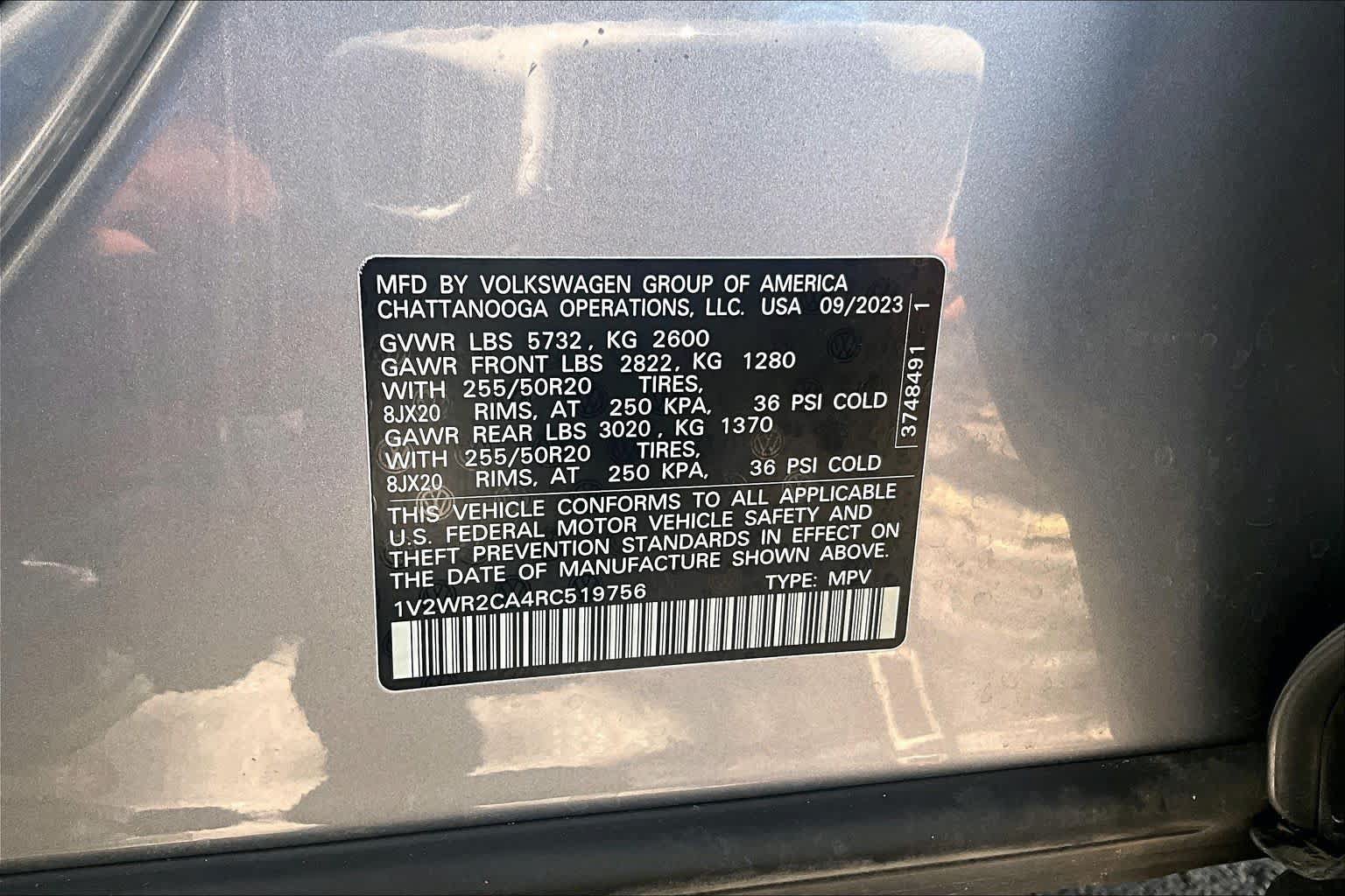 Used 2024 Volkswagen Atlas SE FWD image 34