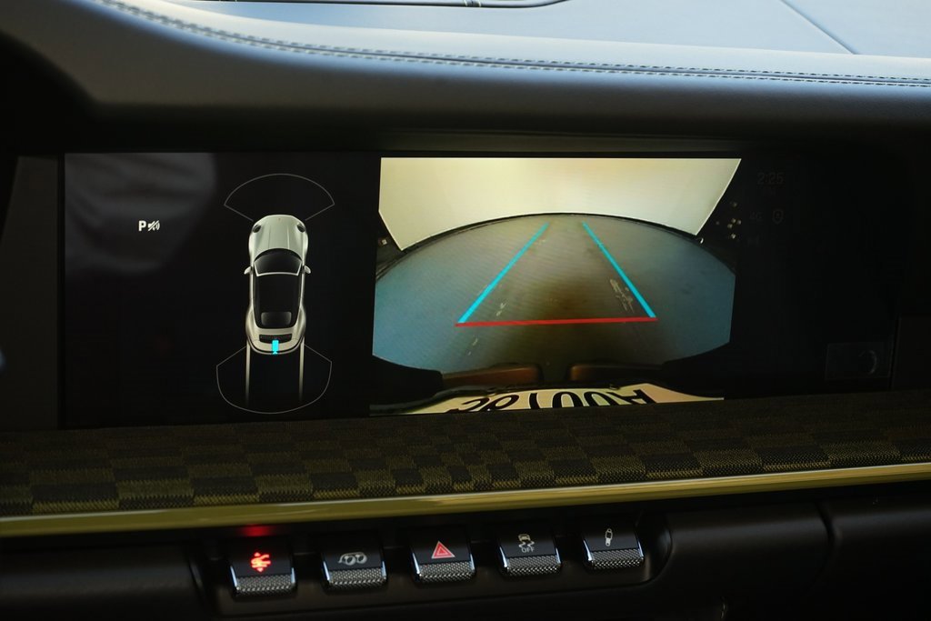 Used 2026 Porsche 911 GTS image 17