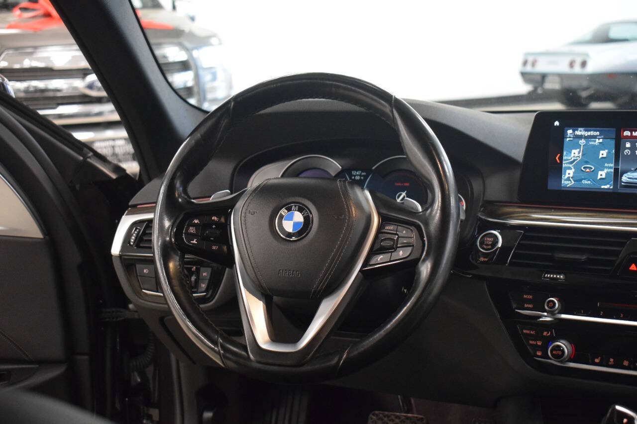 Used 2018 BMW 540i RWD image 45