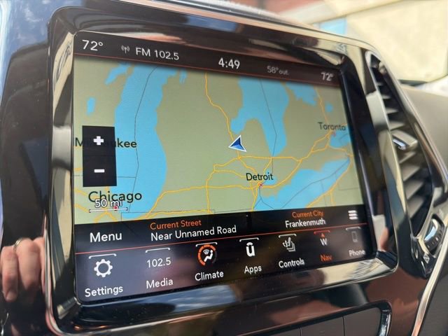 Used 2019 Jeep Cherokee Overland w/ Technology Group image 30