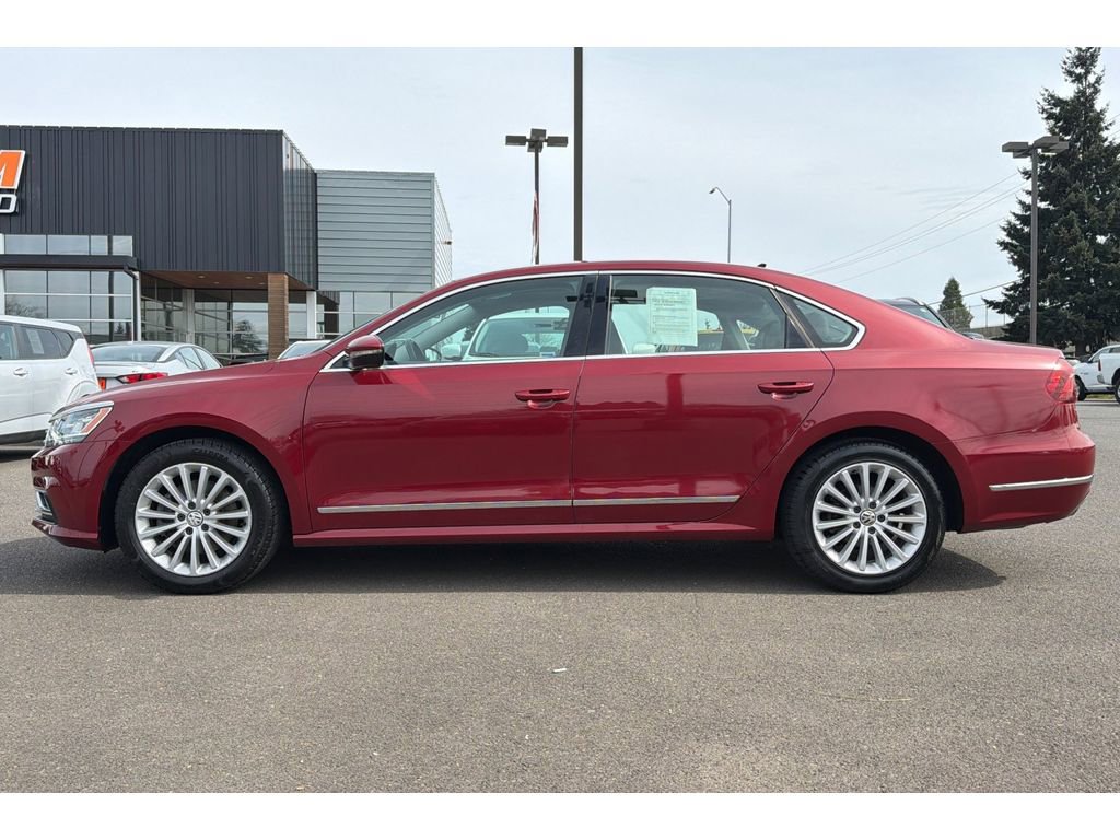 Used 2017 Volkswagen Passat 1.8T SE w/ SE Lighting Package image 9