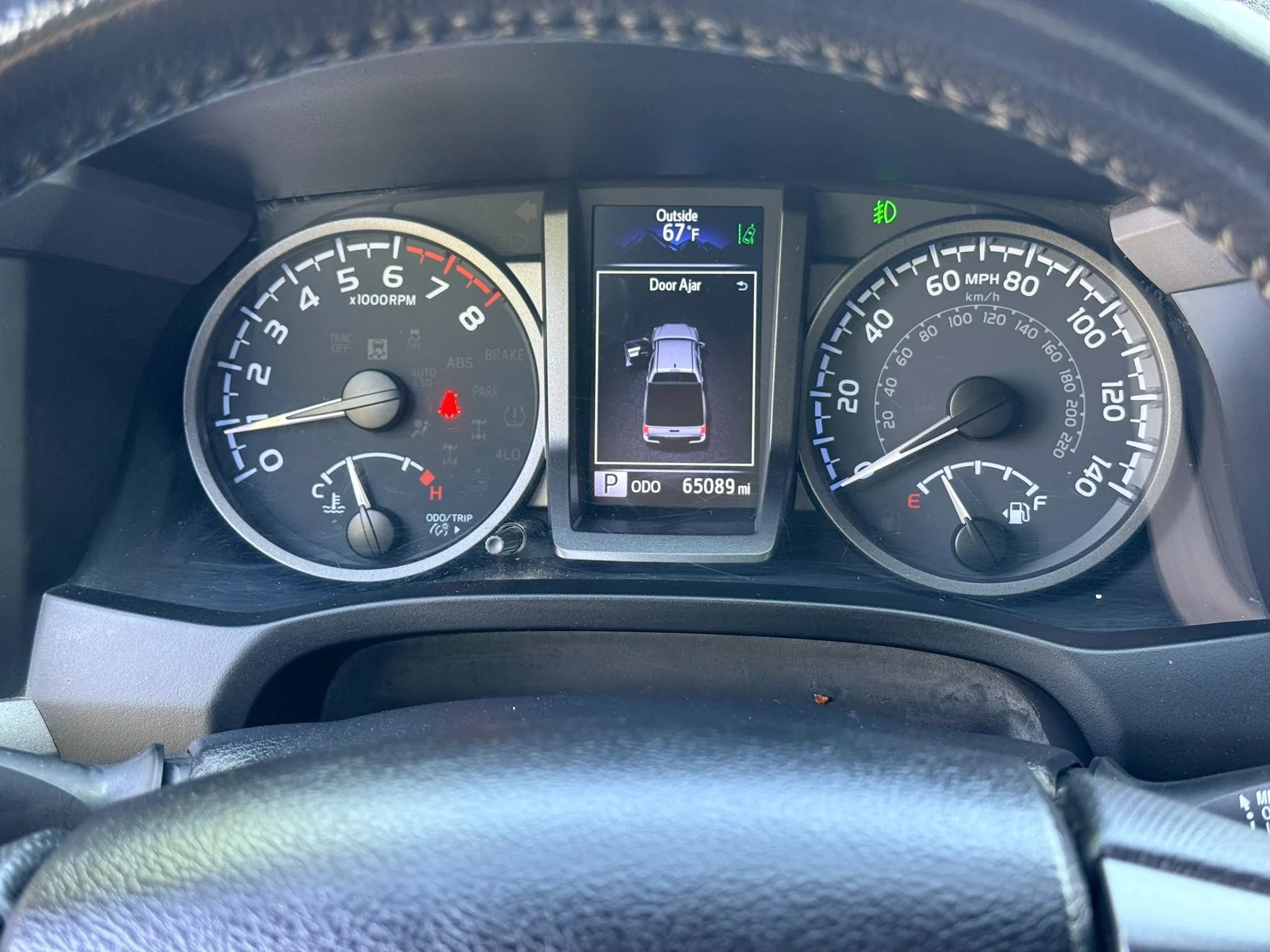 Used 2021 Toyota Tacoma TRD Sport w/ Technology Package image 27