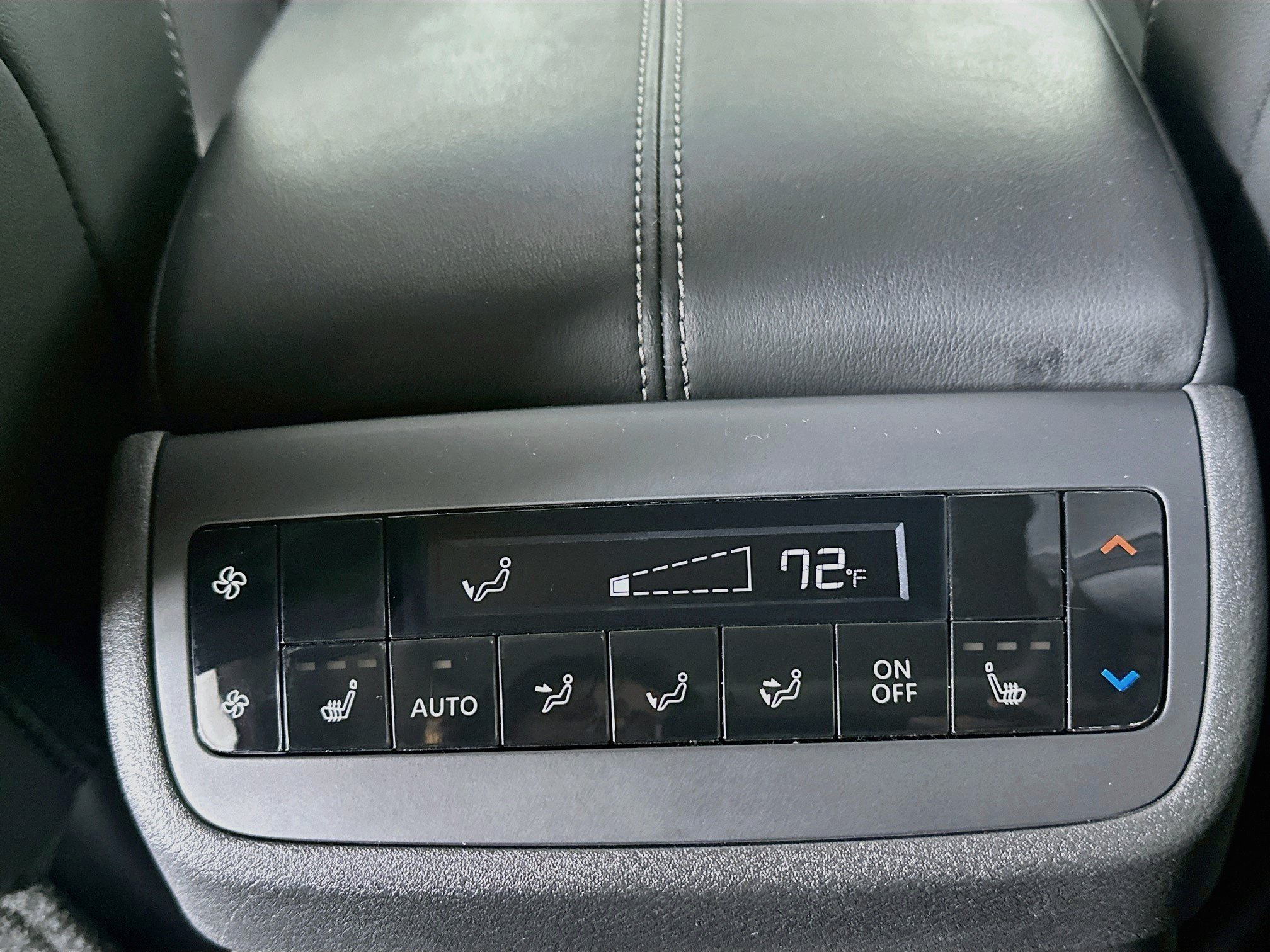 Used 2023 Nissan Pathfinder SL w/ SL Premium Package AWD/4WD image 26