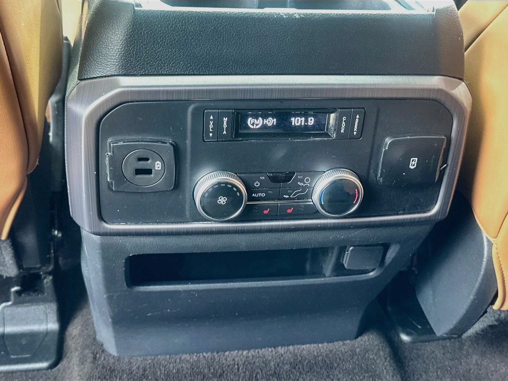 Used 2022 Ford Expedition Platinum RWD image 27
