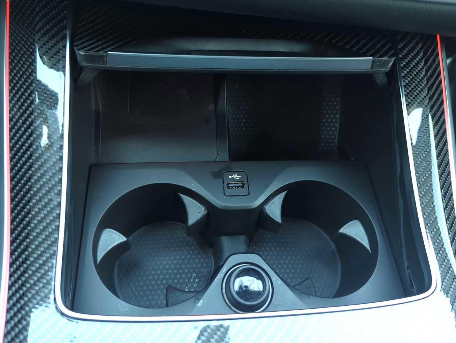 Used 2025 BMW X5 M60i w/ Climate Comfort Package image 32