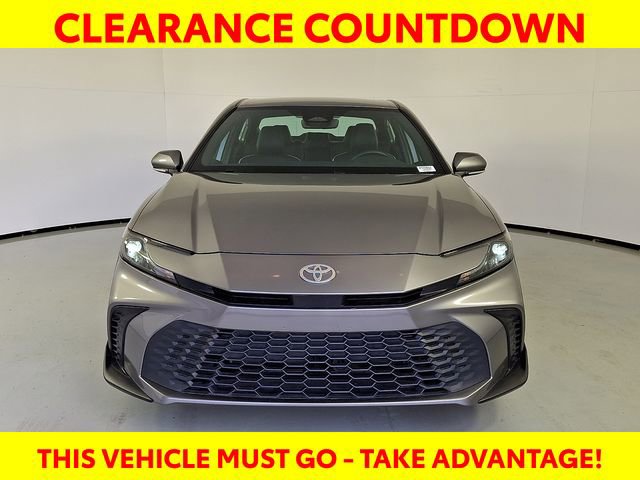 Used 2025 Toyota Camry SE w/ Multimedia Upgrade Package image 3