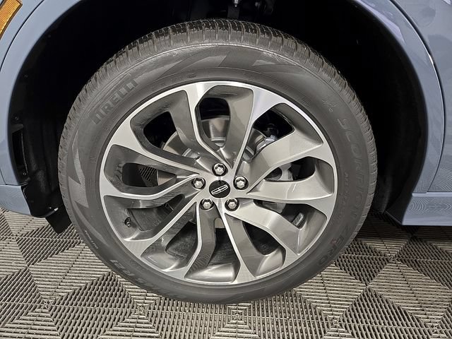 New 2026 Lincoln Aviator 2WD image 9