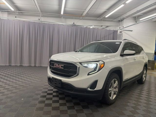 Used 2019 GMC Terrain SLE w/ Driver Convenience Package AWD/4WD image 2