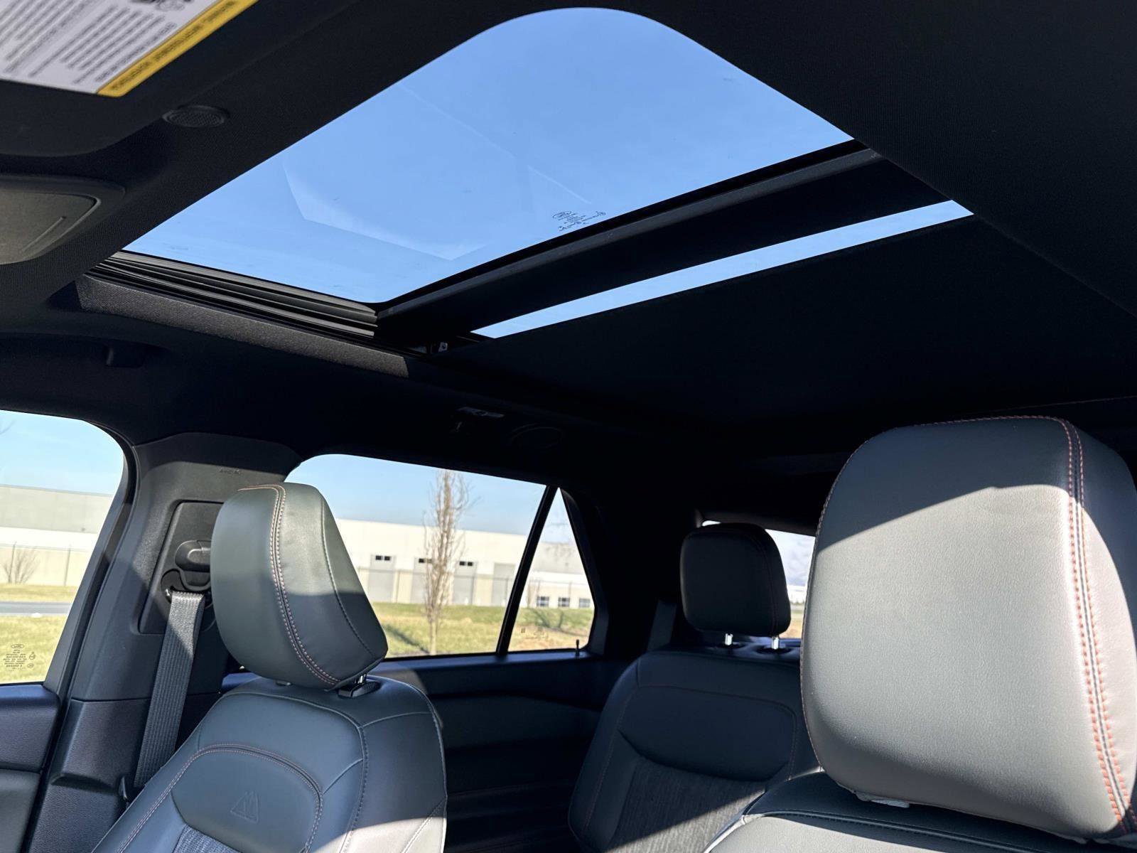 Used 2023 Ford Explorer Timberline image 3