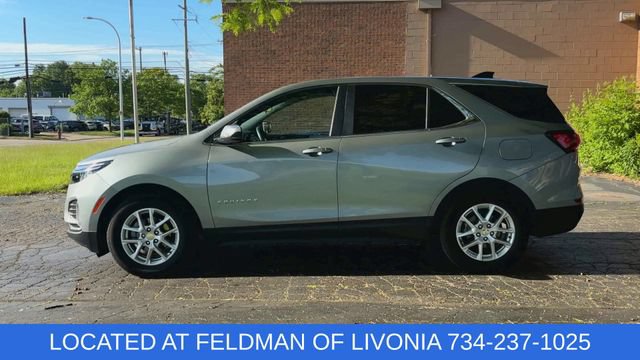Used 2024 Chevrolet Equinox LT w/ LPO, Floor Liner Package FWD image 5