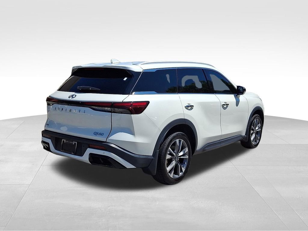 Used 2023 INFINITI QX60 Luxe w/ Vision Package AWD/4WD image 6