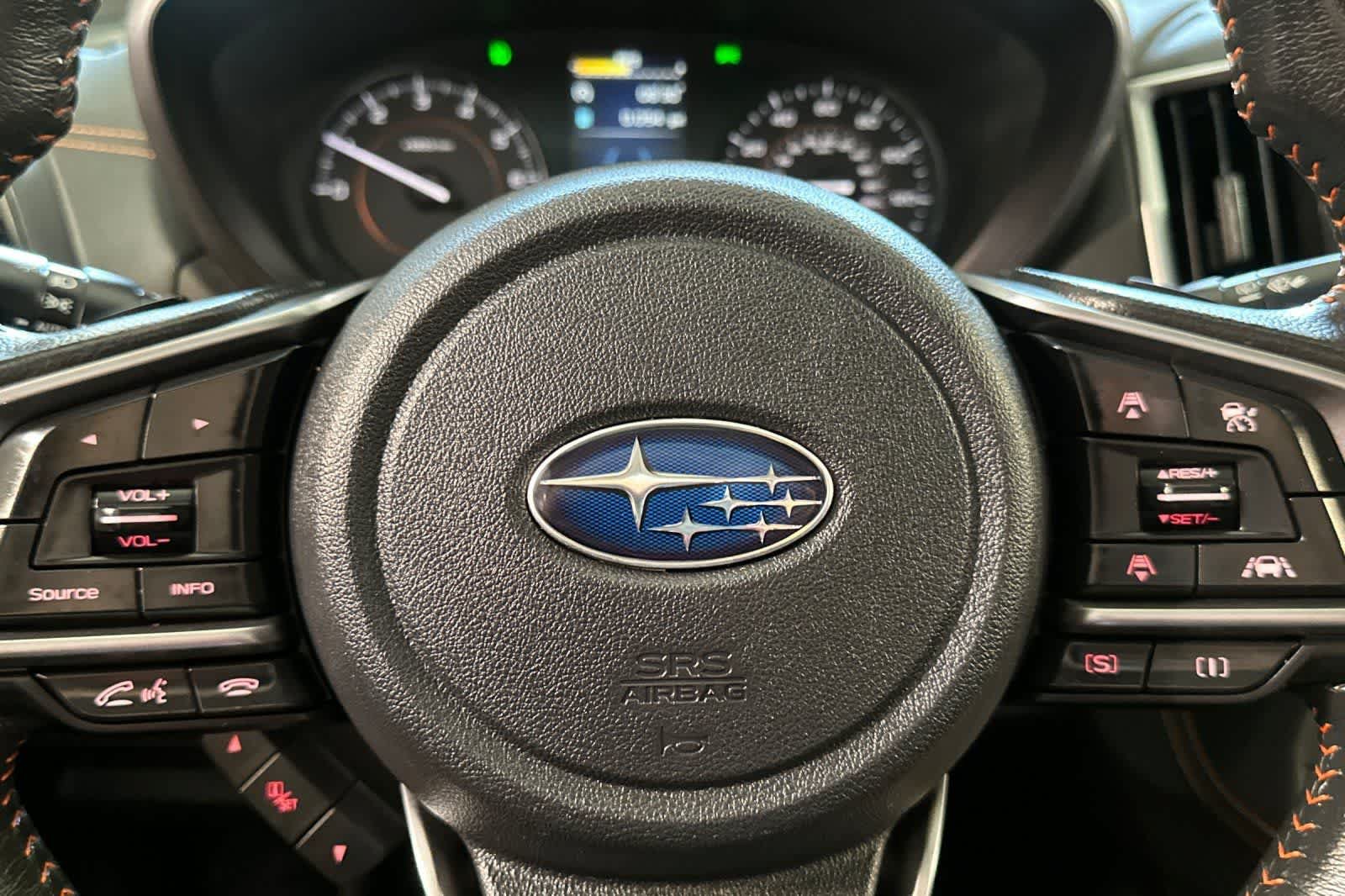 Used 2020 Subaru Crosstrek 2.0i Premium w/ Moonroof Package 2 AWD/4WD image 28