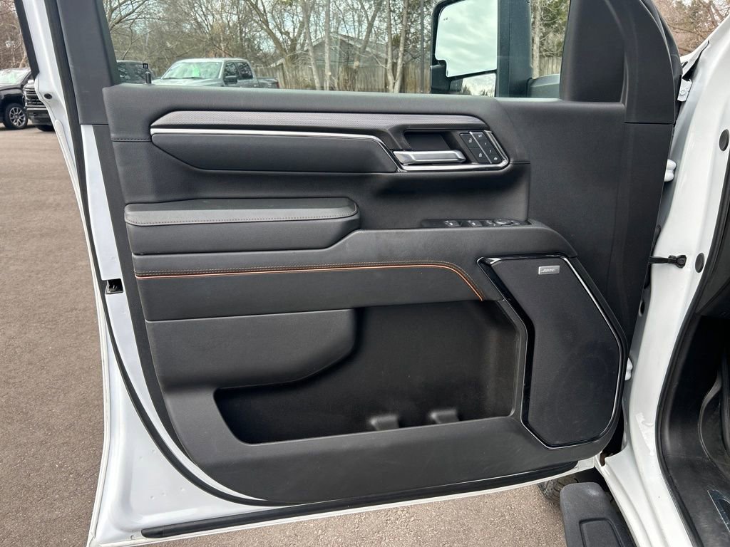 Used 2024 GMC Sierra 2500 AT4 w/ AT4 Premium Plus Package image 19