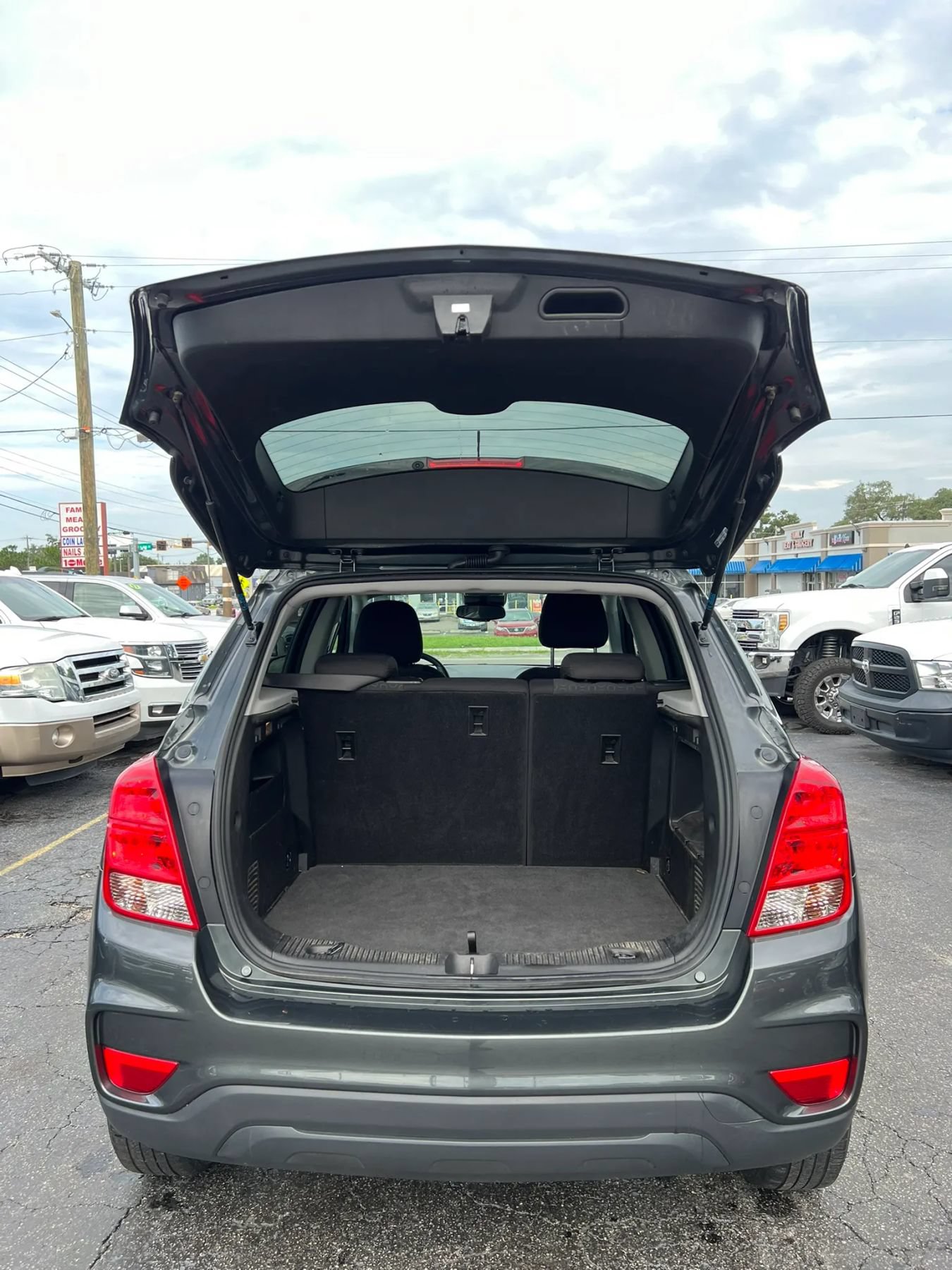 Used 2020 Chevrolet Trax LS w/ Tint and Cruise Package AWD/4WD image 21