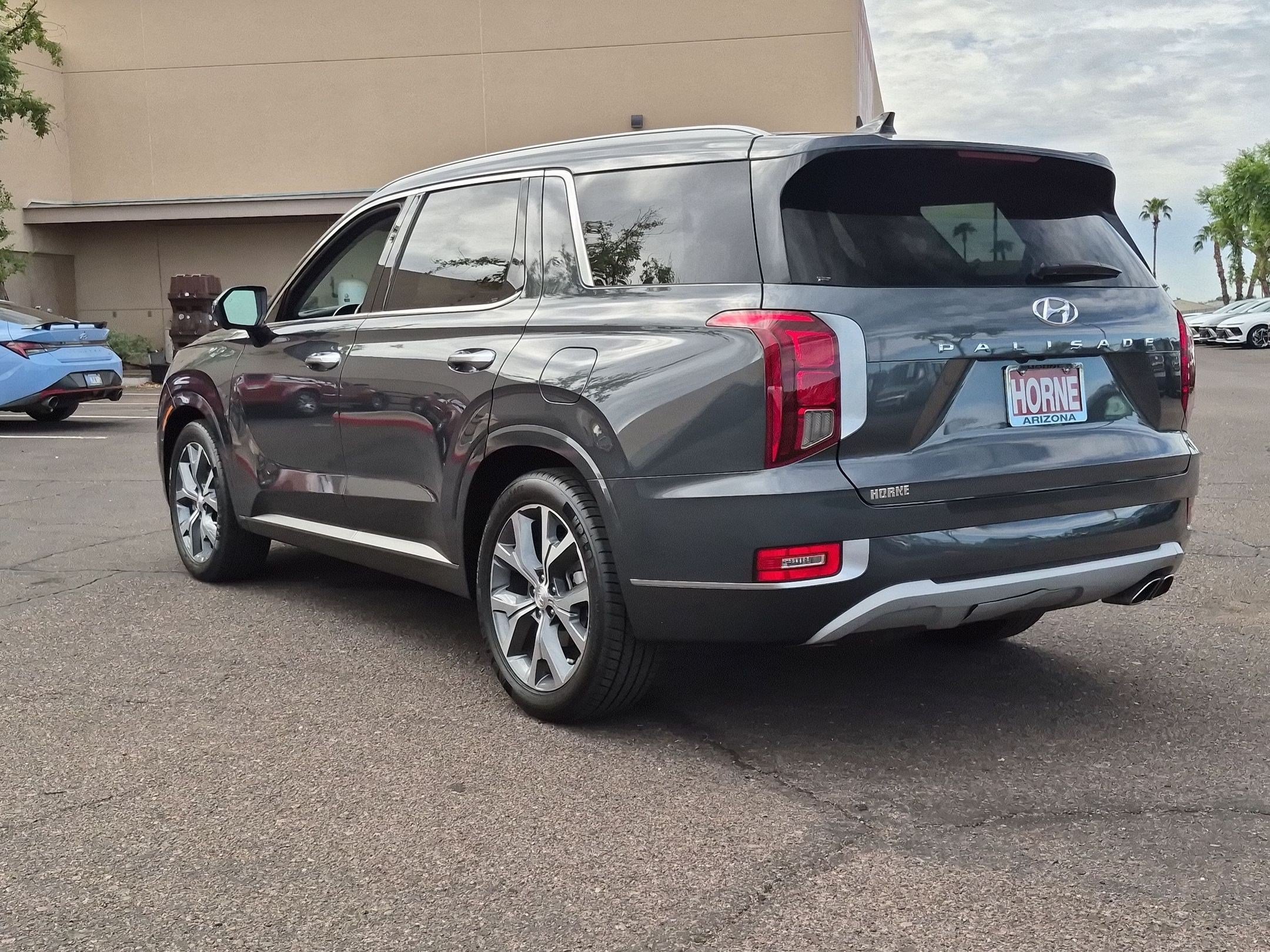 Used 2021 Hyundai Palisade Limited FWD image 8