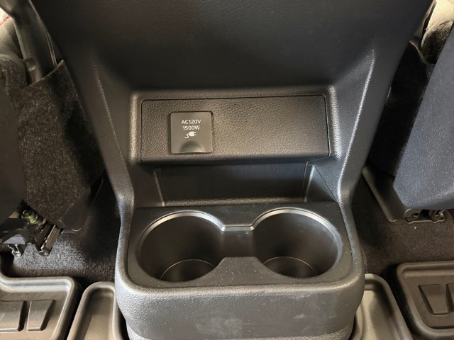 Certified 2026 Toyota Sienna XSE FWD image 24