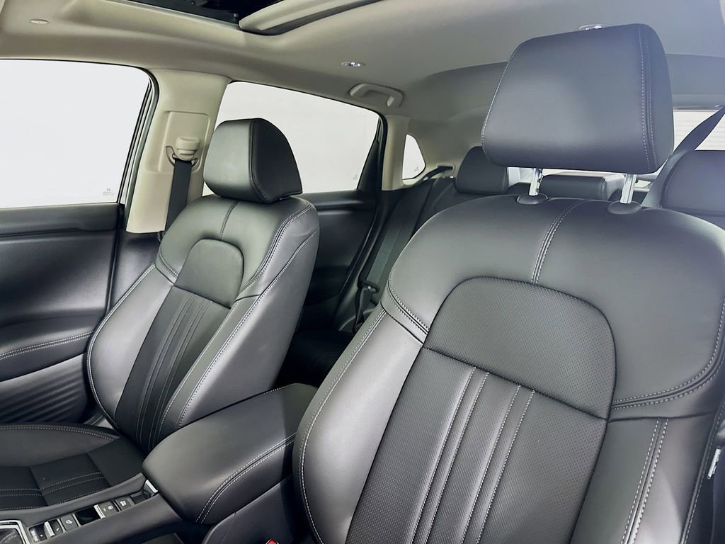 Used 2026 Honda HR-V EX-L image 8