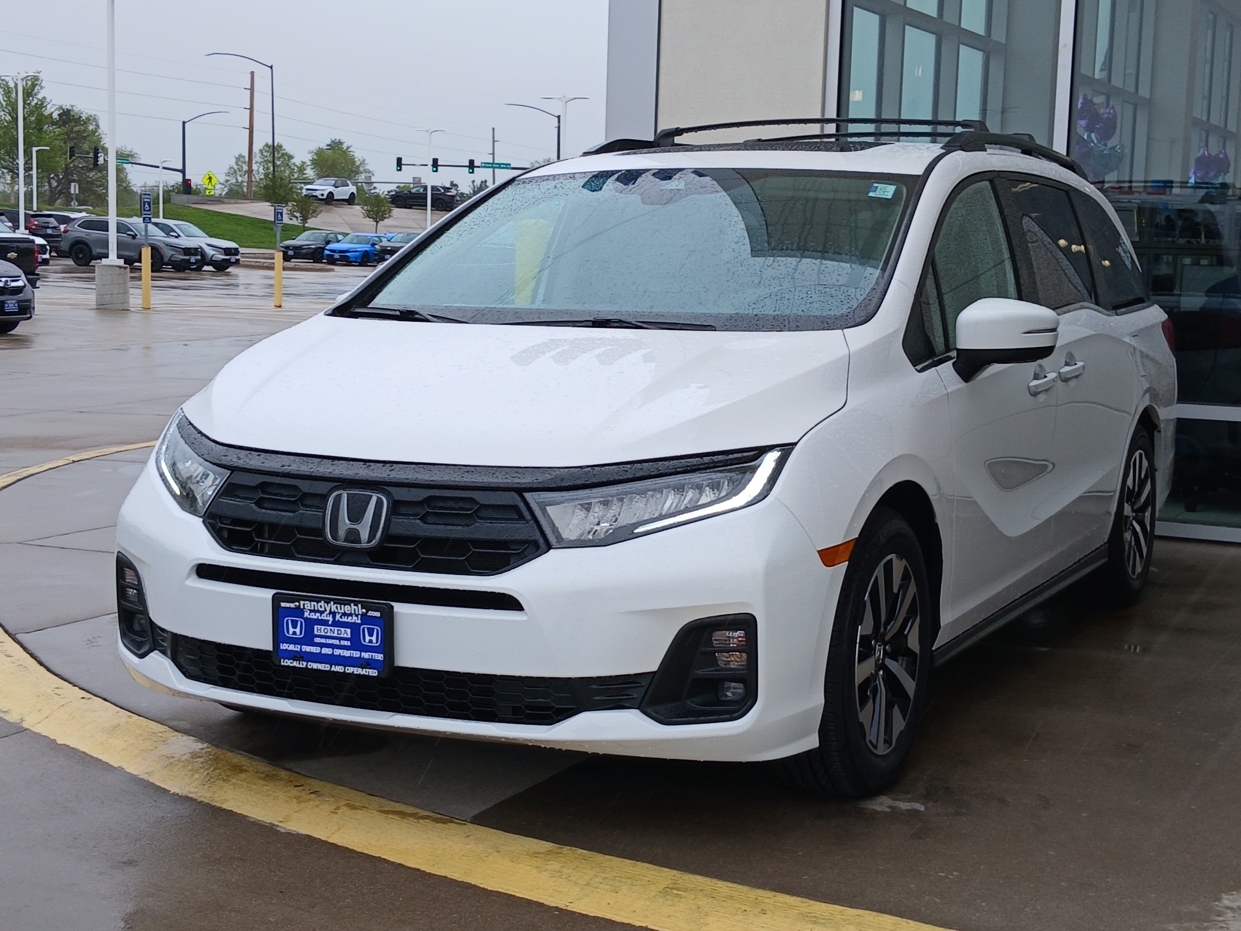 Used 2025 Honda Odyssey EX-L image 3